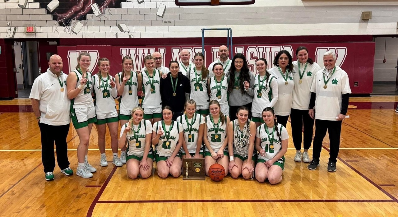 Girls Basketball District Winners
